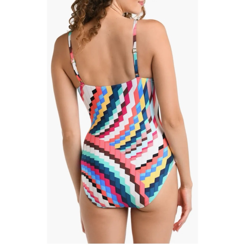 LA BLANCA Slice One-Piece Swimsuit ❤️NWT❤️IN STORES❤️ - Picture 3 of 3